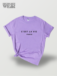 Bonita camiseta clásica de mujer para las vacaciones en París